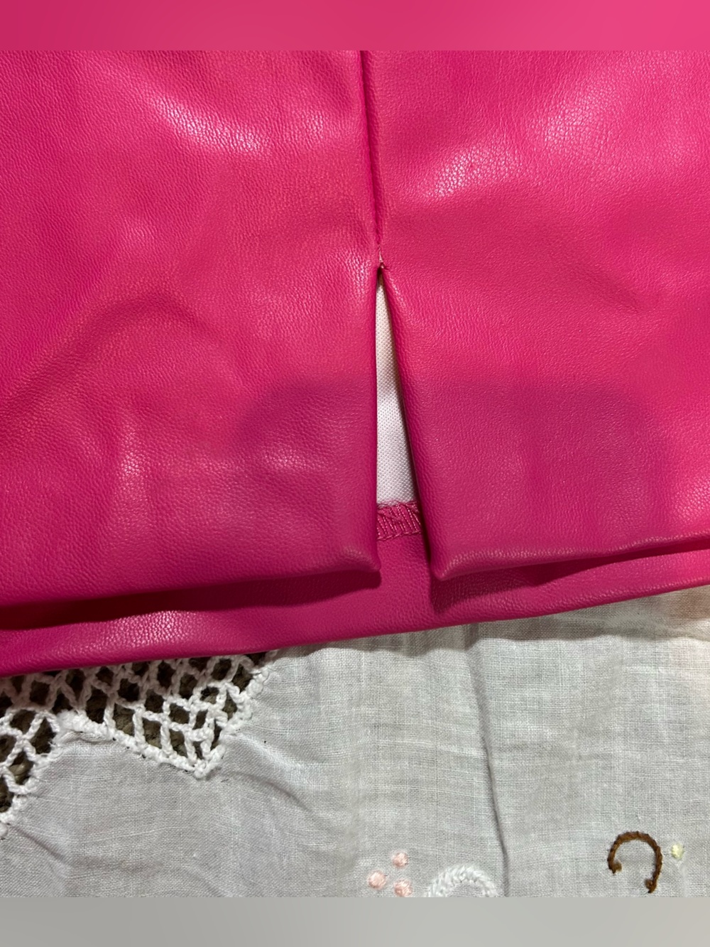 NWT H&M Faux Leather Hot Pink Mini Skirt - Picture 2 of 5